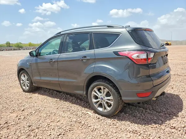 1FMCU0GD5JUA74370 2018 FORD ESCAPE - Image 2