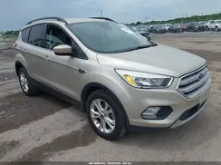 1FMCU0GD5JUA74529 2018 FORD ESCAPE