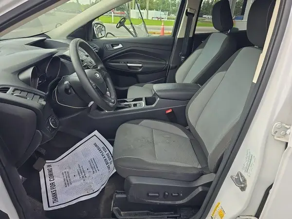 1FMCU0GD5JUA75972 2018 FORD ESCAPE - Image 1