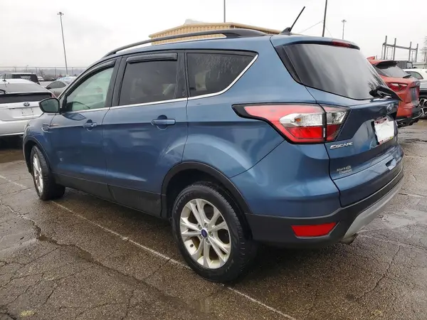 1FMCU0GD5JUA83232 2018 FORD ESCAPE - Image 2