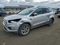 1FMCU0GD5JUB00126 2018 FORD ESCAPE