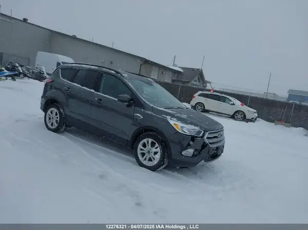 1FMCU0GD5JUB00188 2018 FORD ESCAPE - Image 1