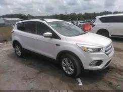 1FMCU0GD5JUB03902 2018 FORD ESCAPE