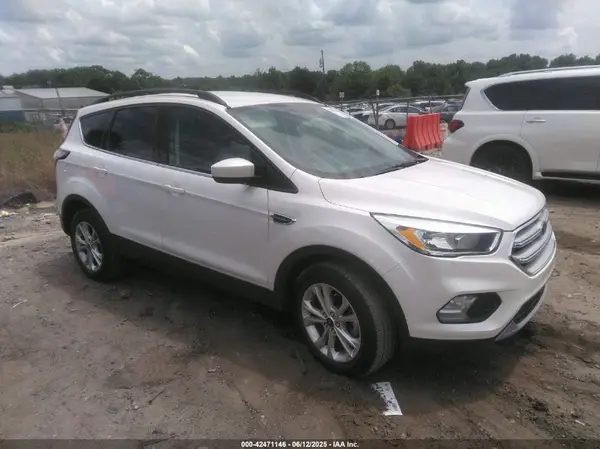 1FMCU0GD5JUB03902 2018 FORD ESCAPE - Image 1