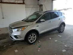 1FMCU0GD5JUB04192 2018 FORD ESCAPE