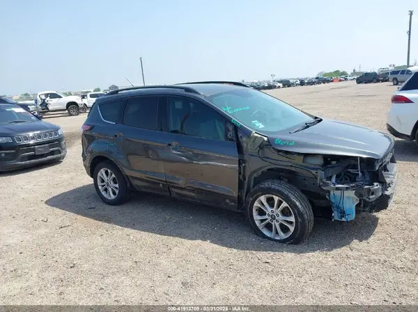 1FMCU0GD5JUB11305 2018 FORD ESCAPE - Image 1