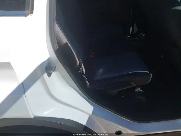 1FMCU0GD5JUB17427 2018 FORD ESCAPE - Image 8