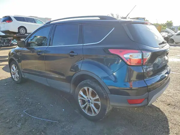 1FMCU0GD5JUB28170 2018 FORD ESCAPE - Image 2