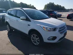1FMCU0GD5JUB35586 2018 FORD ESCAPE