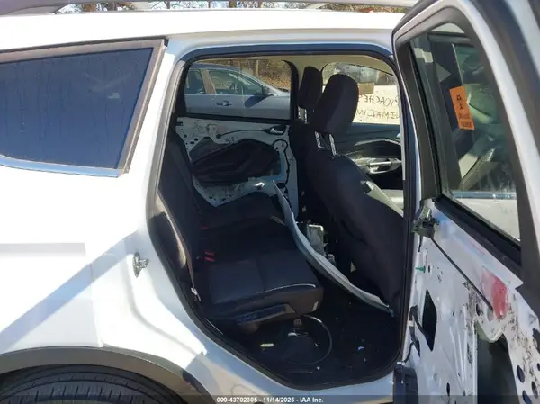 1FMCU0GD5JUB59905 2018 FORD ESCAPE - Image 8