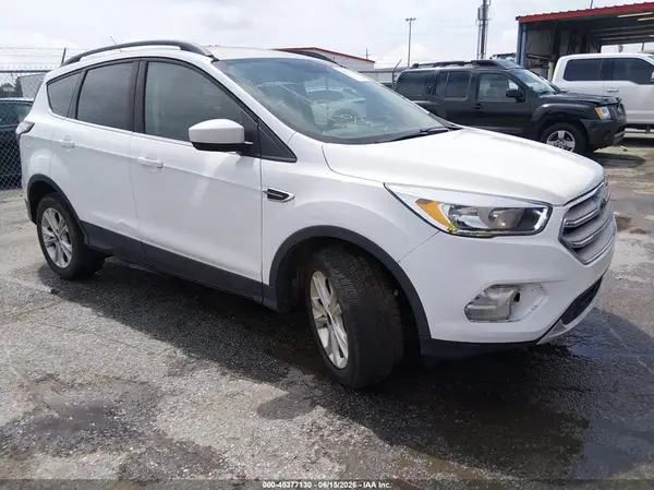 1FMCU0GD5JUB62013 2018 FORD ESCAPE - Image 1