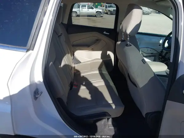 1FMCU0GD5JUB83329 2018 FORD ESCAPE - Image 8