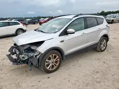 1FMCU0GD5JUC03160 2018 FORD ESCAPE