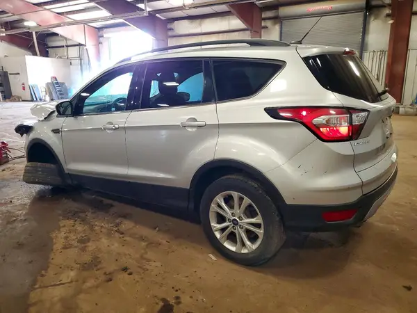 1FMCU0GD5JUC03434 2018 FORD ESCAPE - Image 2