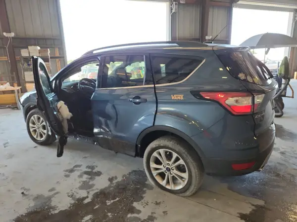 1FMCU0GD5JUC17009 2018 FORD ESCAPE - Image 2