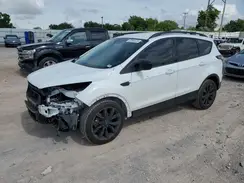 1FMCU0GD5JUC18841 2018 FORD ESCAPE