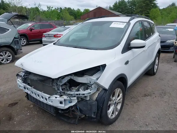 1FMCU0GD5JUC22923 2018 FORD ESCAPE - Image 2