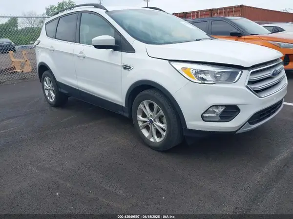 1FMCU0GD5JUC27166 2018 FORD ESCAPE - Image 1
