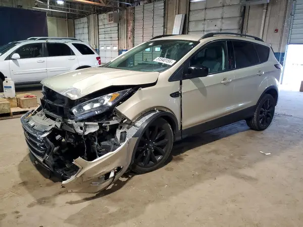 1FMCU0GD5JUC31797 2018 FORD ESCAPE - Image 1