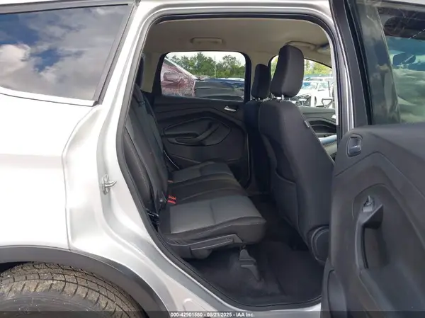 1FMCU0GD5JUC32562 2018 FORD ESCAPE - Image 8