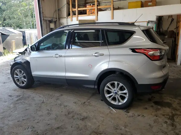 1FMCU0GD5JUC35560 2018 FORD ESCAPE - Image 2