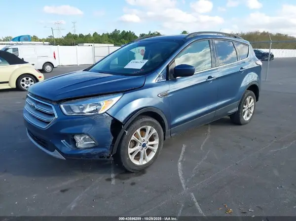 1FMCU0GD5JUC49393 2018 FORD ESCAPE - Image 2