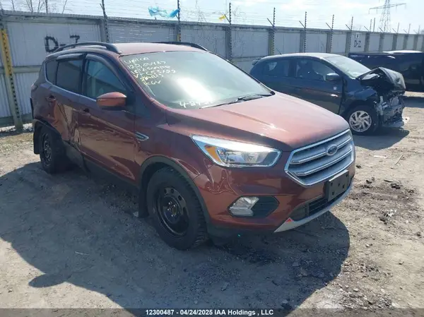 1FMCU0GD5JUC53122 2018 FORD ESCAPE - Image 1