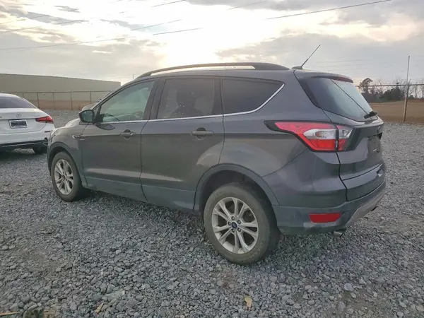 1FMCU0GD5JUC57414 2018 FORD ESCAPE - Image 2
