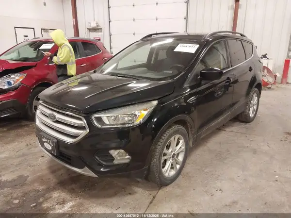 1FMCU0GD5JUC58336 2018 FORD ESCAPE - Image 2