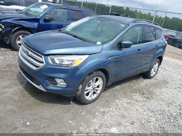 1FMCU0GD5JUC66873 2018 FORD ESCAPE - Image 2