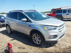 1FMCU0GD5JUC77050 2018 FORD ESCAPE