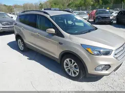 1FMCU0GD5JUD00259 2018 FORD ESCAPE