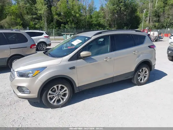 1FMCU0GD5JUD00259 2018 FORD ESCAPE - Image 2