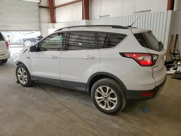 1FMCU0GD5JUD04201 2018 FORD ESCAPE - Image 2