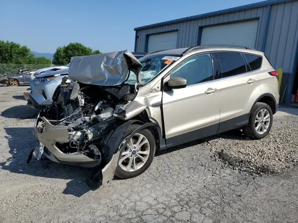 1FMCU0GD5JUD07129 2018 FORD ESCAPE - Image 1