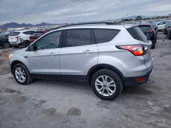 1FMCU0GD5JUD23492 2018 FORD ESCAPE - Image 2