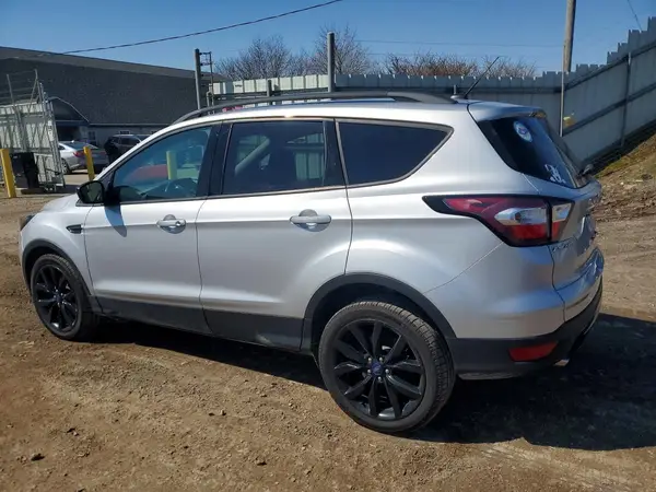 1FMCU0GD5JUD49414 2018 FORD ESCAPE - Image 2