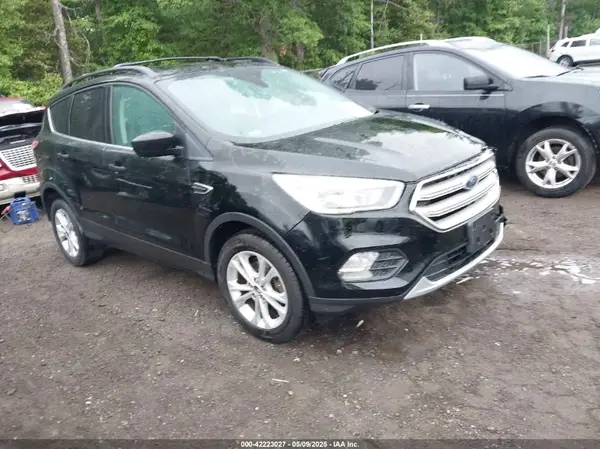 1FMCU0GD5JUD54029 2018 FORD ESCAPE - Image 1