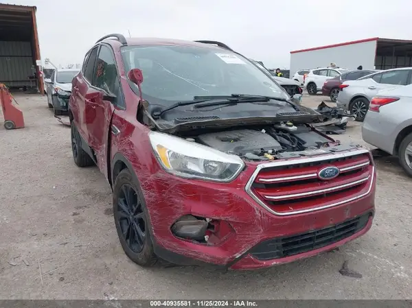 1FMCU0GD5JUD58159 2018 FORD ESCAPE - Image 1