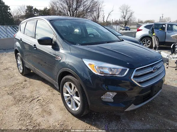 1FMCU0GD5KUA13179 2019 FORD ESCAPE - Image 1