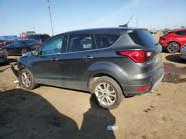 1FMCU0GD5KUA15708 2019 FORD ESCAPE - Image 2