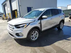 1FMCU0GD5KUA32704 2019 FORD ESCAPE