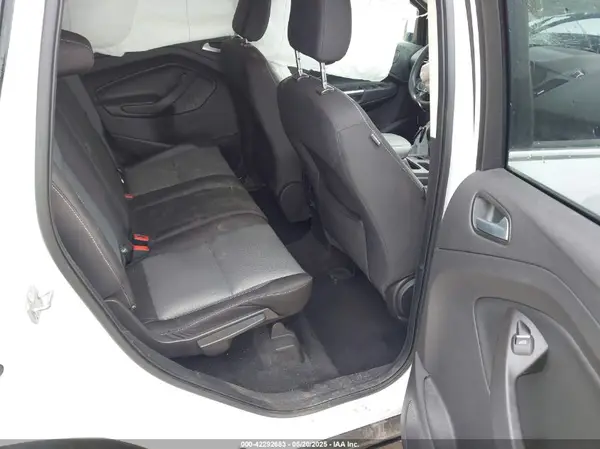 1FMCU0GD5KUA39524 2019 FORD ESCAPE - Image 8