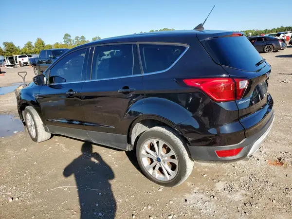 1FMCU0GD5KUA64956 2019 FORD ESCAPE - Image 2