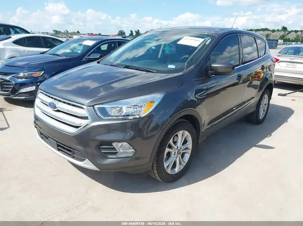 1FMCU0GD5KUA71163 2019 FORD ESCAPE - Image 2
