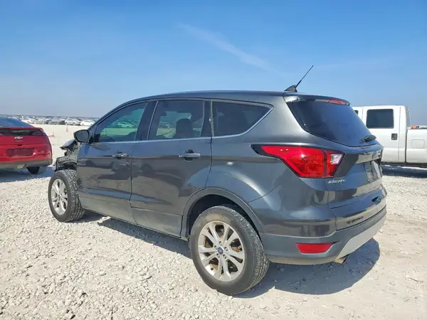 1FMCU0GD5KUA99657 2019 FORD ESCAPE - Image 2