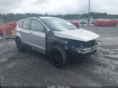 1FMCU0GD5KUB07191 2019 FORD ESCAPE