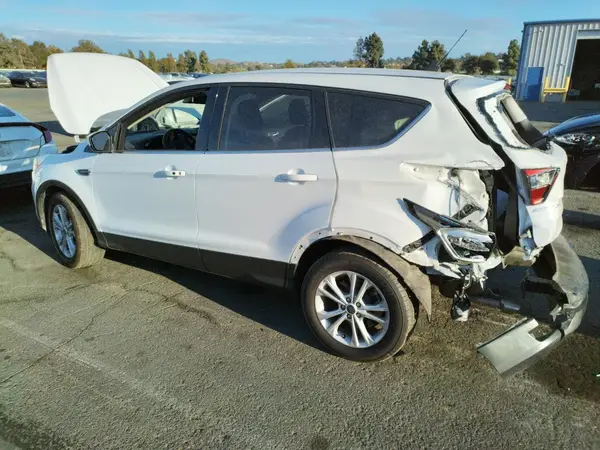 1FMCU0GD5KUB10799 2019 FORD ESCAPE - Image 2