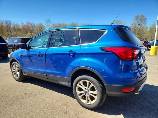 1FMCU0GD5KUB15596 2019 FORD ESCAPE - Image 2