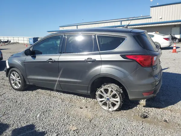 1FMCU0GD5KUB44967 2019 FORD ESCAPE - Image 2